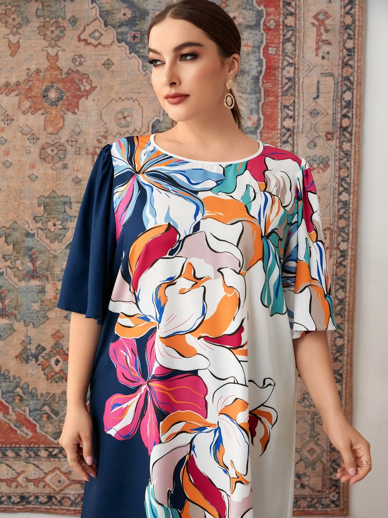 Casual Floral Half Sleeve Round Neck Long Plus Size Blouse