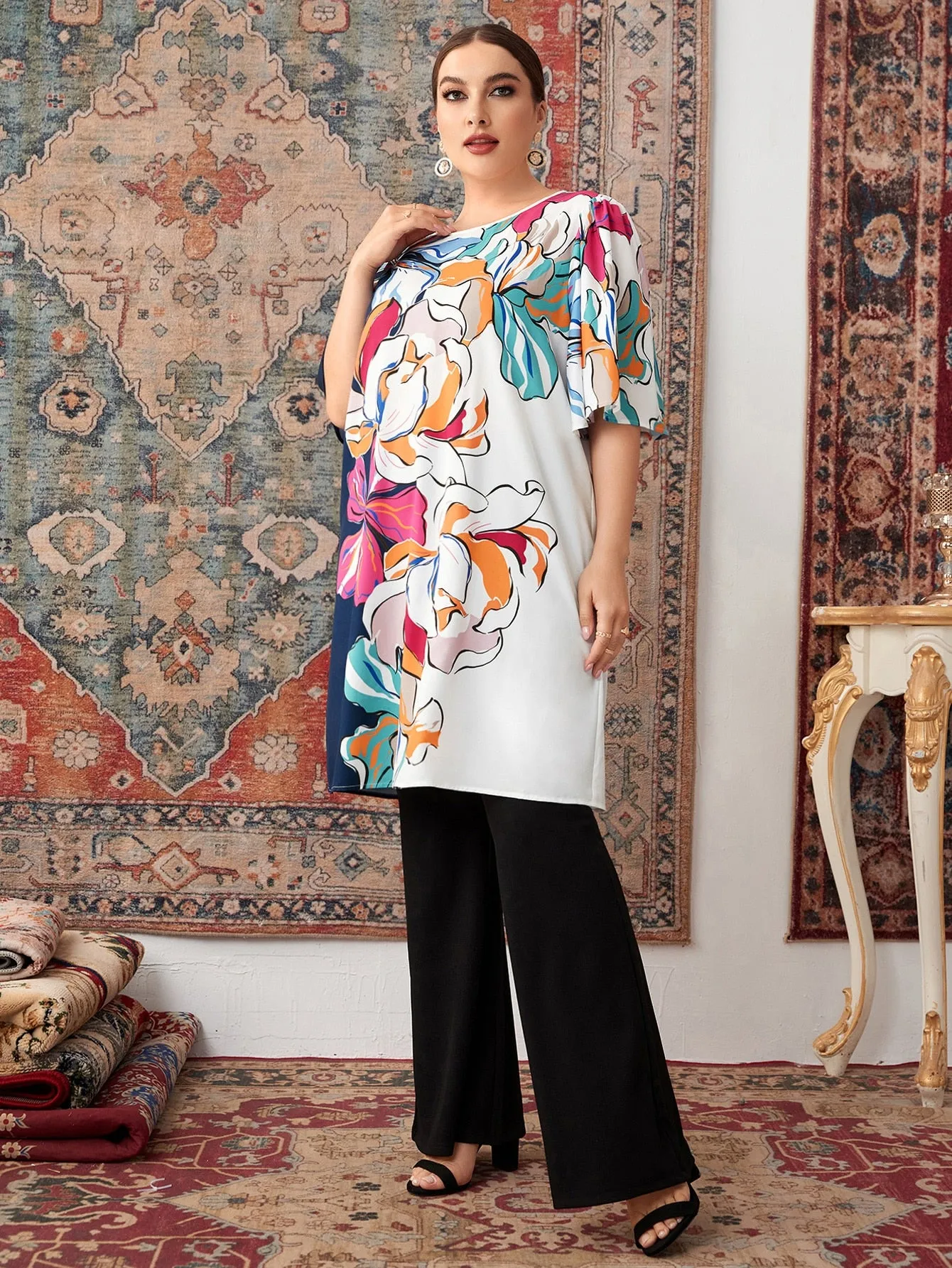 Casual Floral Half Sleeve Round Neck Long Plus Size Blouse