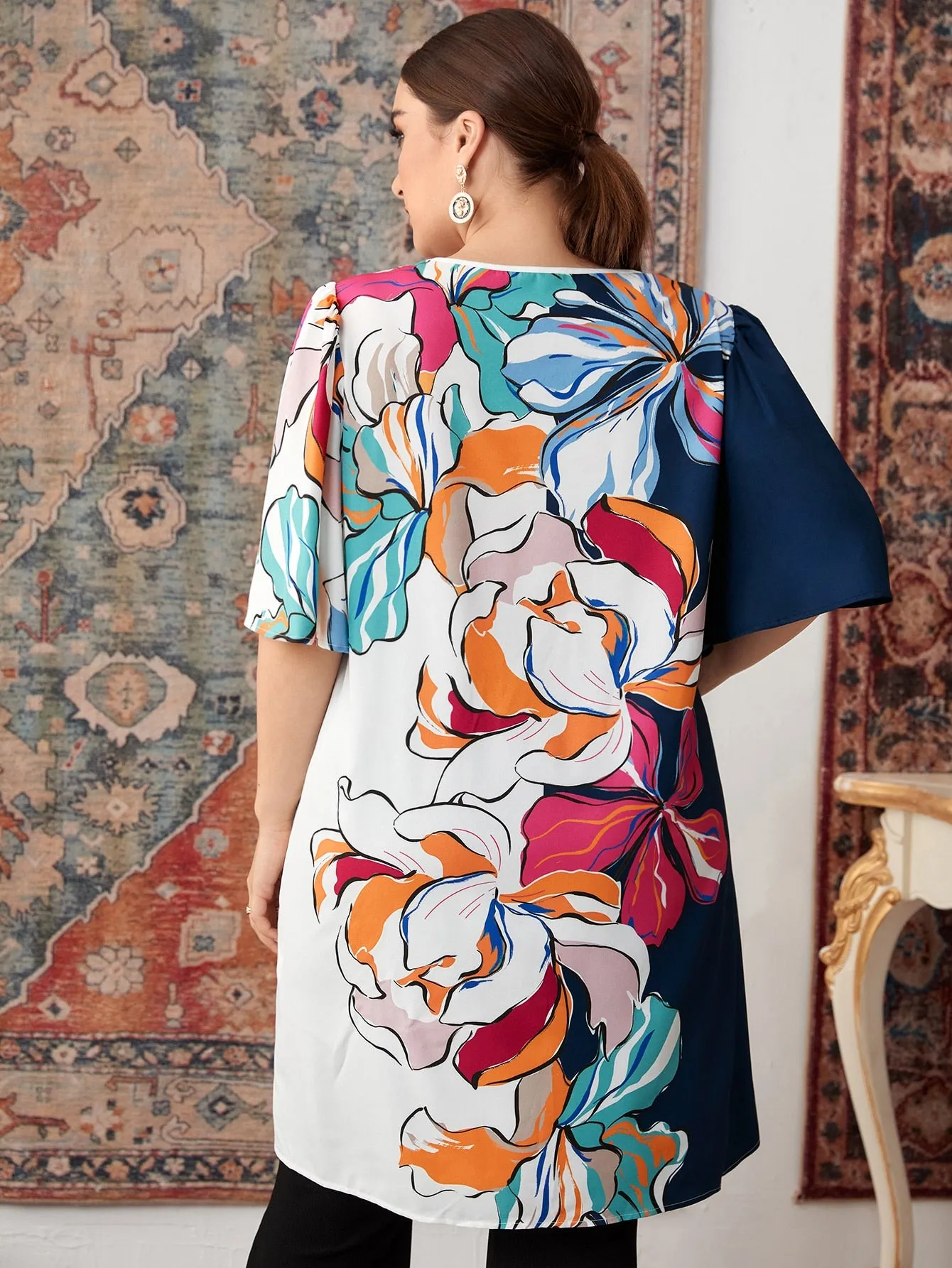 Casual Floral Half Sleeve Round Neck Long Plus Size Blouse