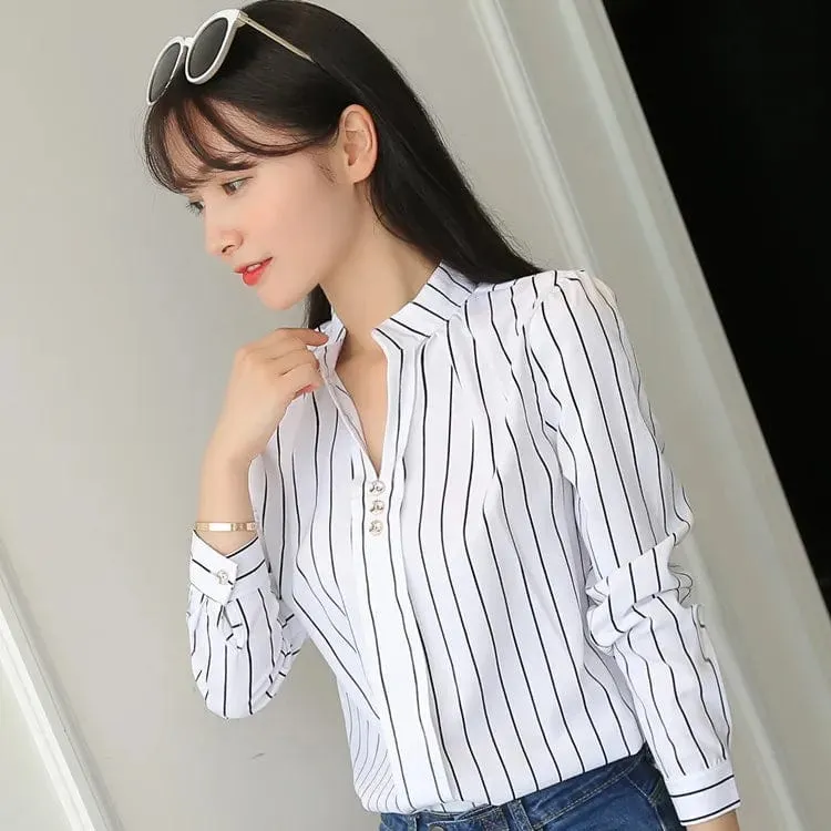 Chic Office Elegance: Women's Striped Print White Tops - Casual Long Sleeve Blouses for a Slim and Stylish Workwear Look
