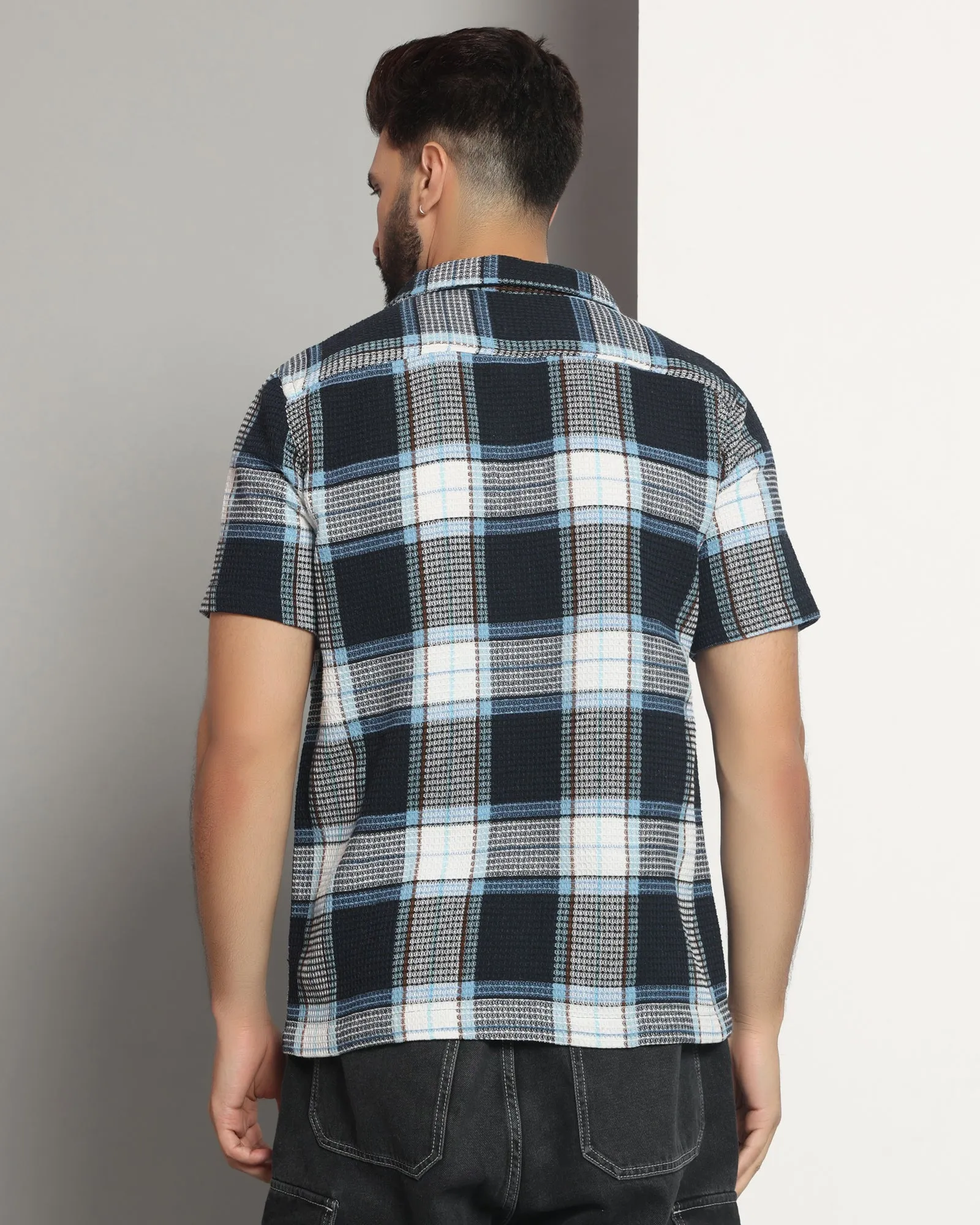 Chimpaaanzee Men Navy & White Regular Fit Shirt