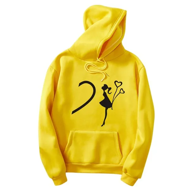 Couple hoodies kiss