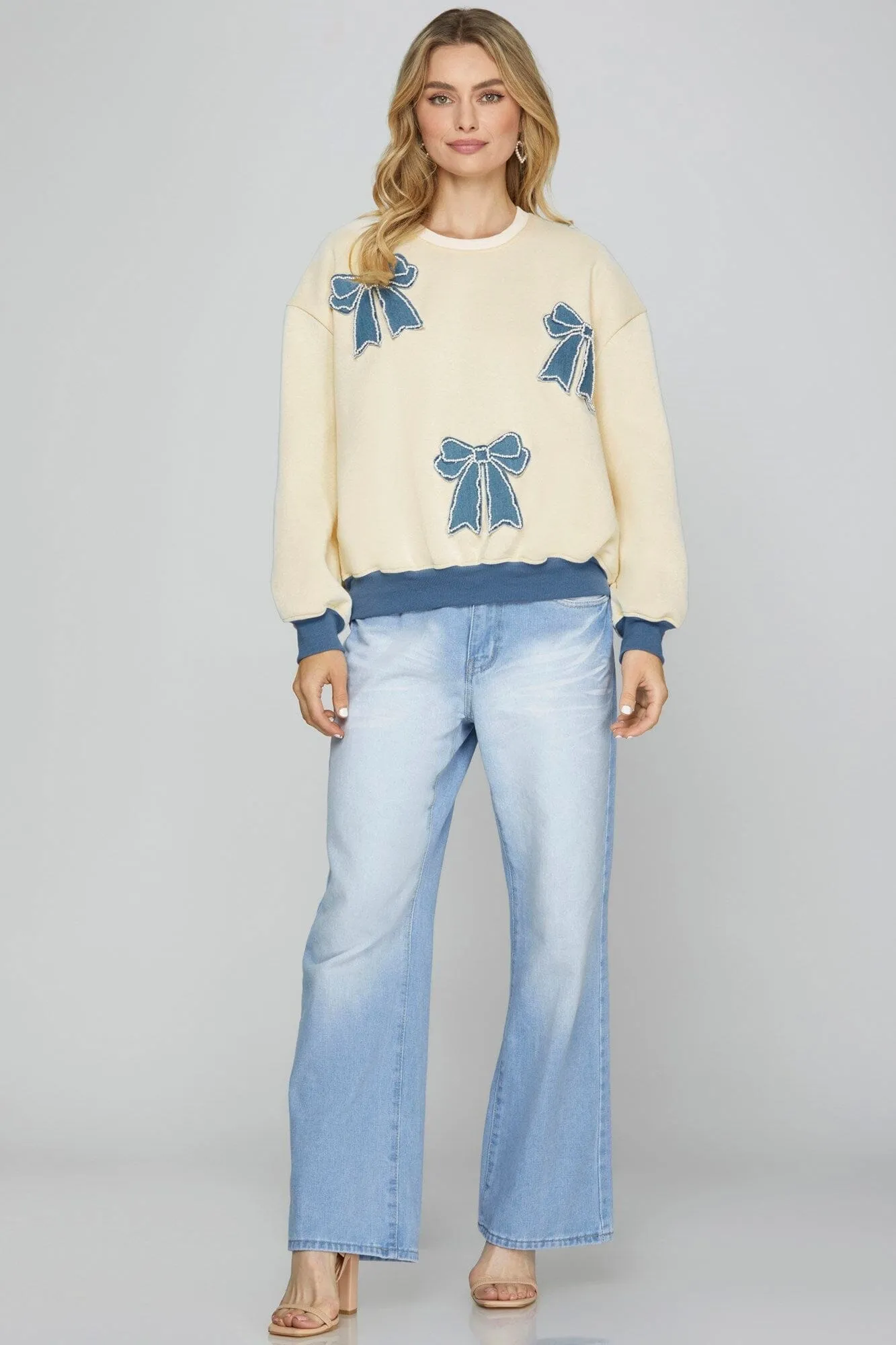 DENIM PEARL BOW PATCH LONG SLEEVE SWEATSHIRT