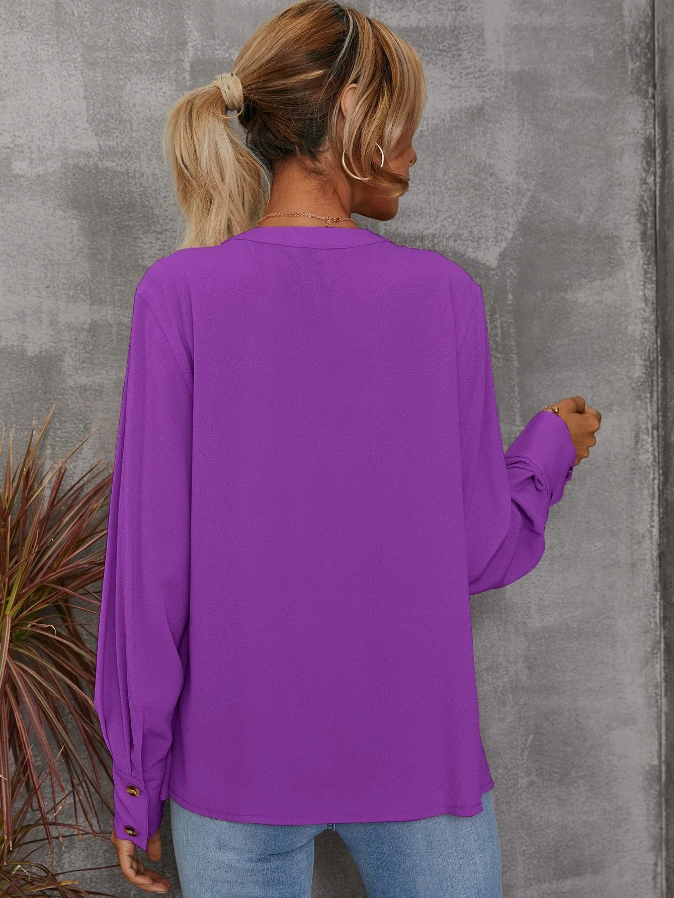 Solid Notched Buttoned Cuff Blouse